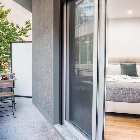 A24 Pristine & Sunny Suite Near Plaka & Parthenon Athena Bagian luar foto
